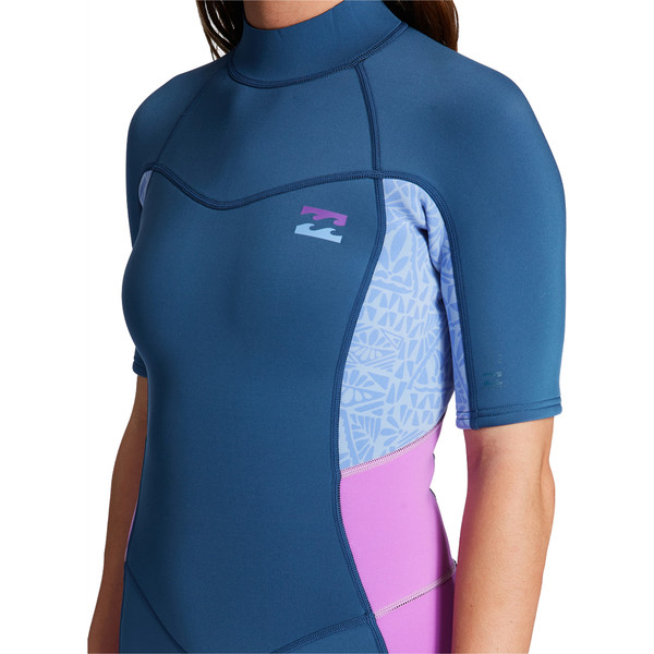 2023 Billabong Womens Synergy 2/2mm Back Zip Shorty Wetsuit ABJW500106